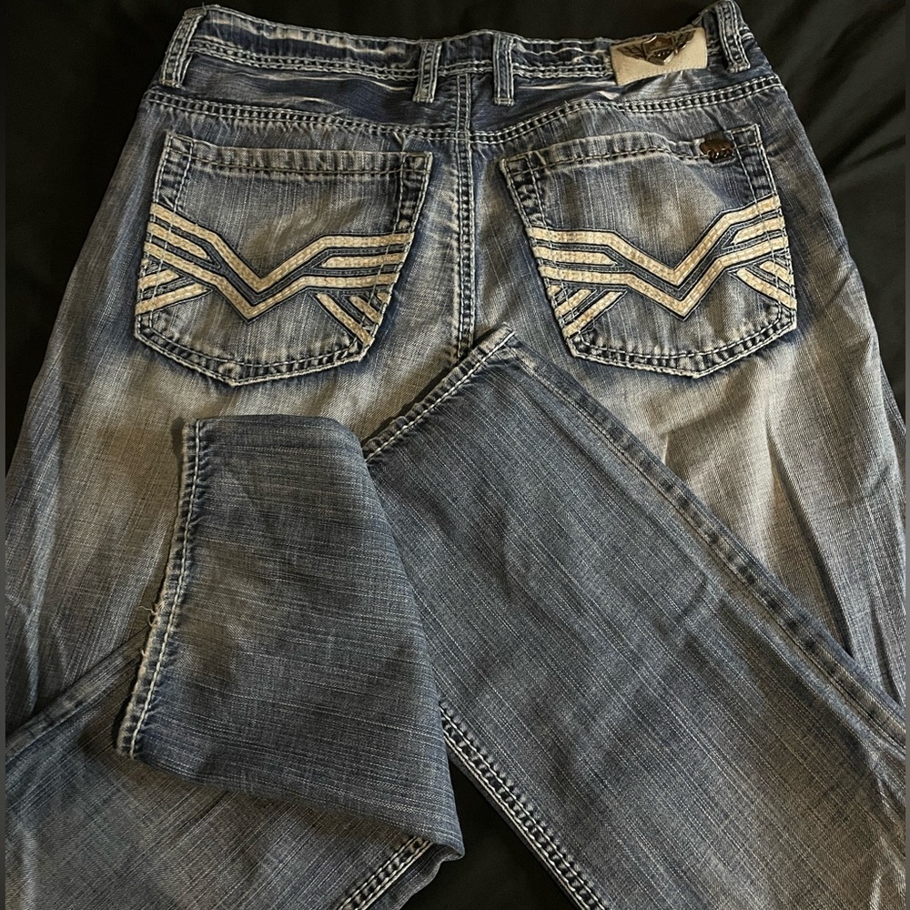 BUCKLE JEANS